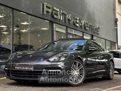 Porsche panamera - Photo 1