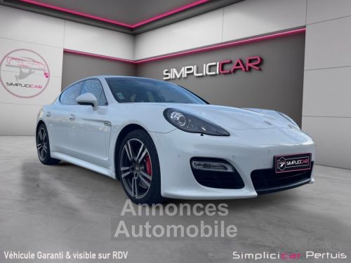 Porsche panamera - Photo 1