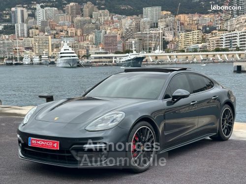 Porsche panamera - Photo 1