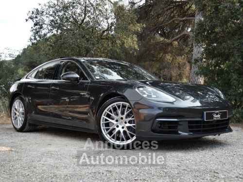 Porsche panamera - Photo 1