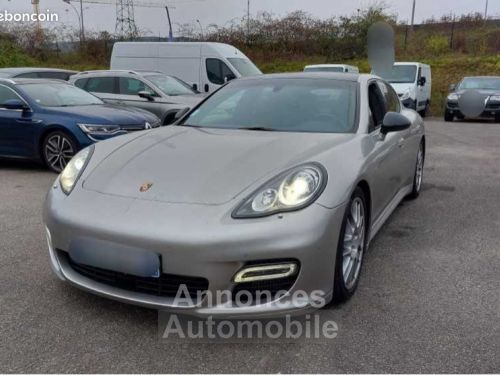 Porsche panamera - Photo 1