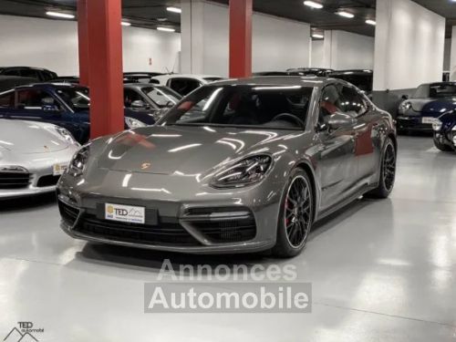 Porsche panamera - Photo 1