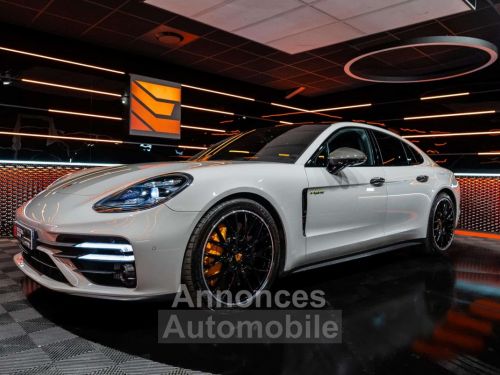 Porsche panamera - Photo 1