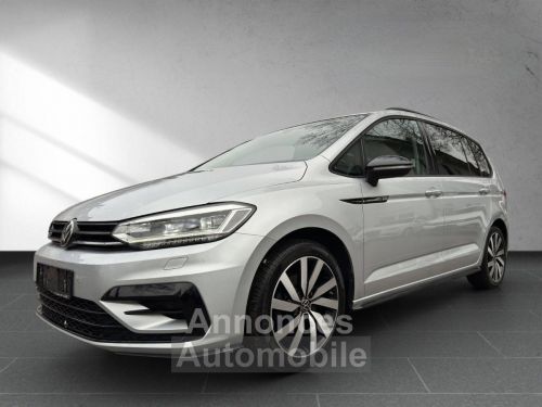 Annonce Volkswagen Touran Haut. 2.0 TDI DSG Noir R line PANO