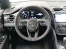 Annonce Bentley Bentayga New s hybrid 1ere main francais tva recuperable gps toit ouvrant panoramique virtual cockpit homelink ja 22 carbone ext dvd arriere surpique rouge ang