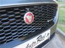 Annonce Jaguar E-Pace 2.0 D - 150 ch AWD BVA R-Dynamic Chequered Flag