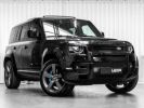 Voir l'annonce Land Rover Defender 110 V8 P525 Full Black Trekhaak Pano HUD 360 ACC