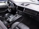 Annonce Porsche Macan TURBO Pack Chrono - Interieur Carbone - Sport Design Noir - Exterieur Noir - Jantes 21 911 Turbo - Entretien