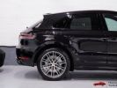 Annonce Porsche Macan TURBO Pack Chrono - Interieur Carbone - Sport Design Noir - Exterieur Noir - Jantes 21 911 Turbo - Entretien