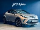 Voir l'annonce Toyota C-HR (2) 2.0 hybride 184 distinctive garantie 12 mois