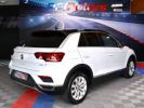 Annonce Volkswagen T-Roc Carat 1.5 TSI 150 DSG GPS Virtual Car Play Vebasto Front Lane Hayon JA 17