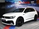 Voir l'annonce Volkswagen Tiguan Black R-Line 2.0 TSI 190 DSG 4Motion GPS Virtual ACC Keyless Dynaudio Caméra 360 Attelage Hayon Car Play Front Lane JA 20