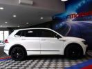 Annonce Volkswagen Tiguan Black R-Line 2.0 TSI 190 DSG 4Motion GPS Virtual ACC Keyless Dynaudio Caméra 360 Attelage Hayon Car Play Front Lane JA 20