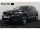 Voir l'annonce Volvo XC40 T5 RECHARGE Twin Engine - MOMENTUM PRO NAVI LED LEDER