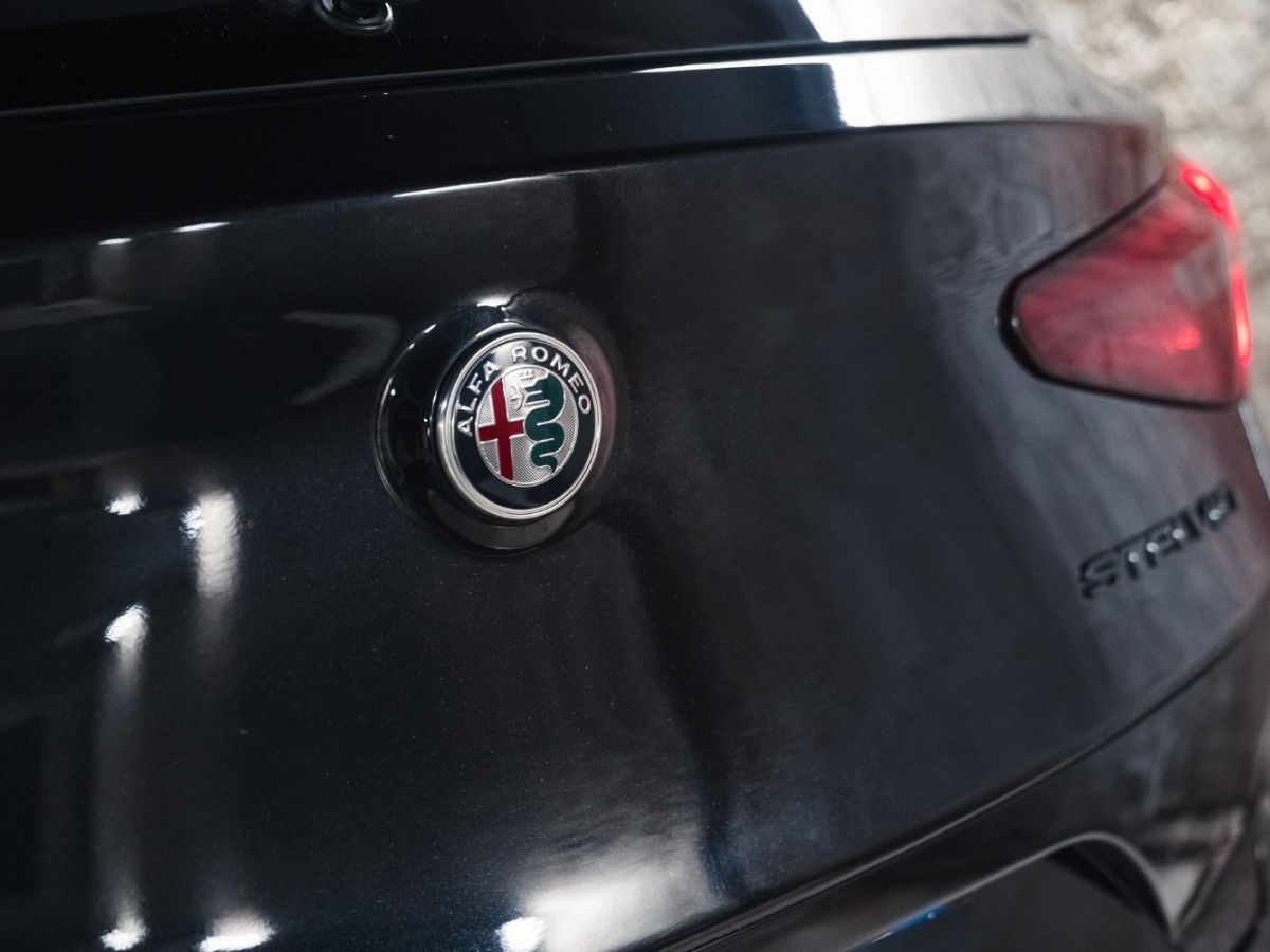 Alfa Romeo Stelvio 190 TI AT8 2.2 DIESEL - photo 13