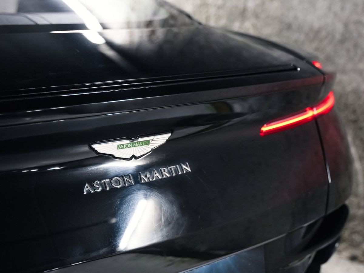 Aston Martin DB11 V8 4.0 510 - photo 14