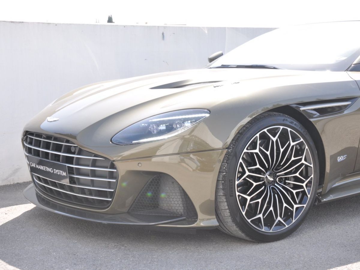 Aston Martin DBS SUPERLEGGERA V12 OHMSS Edition 007 - photo 19