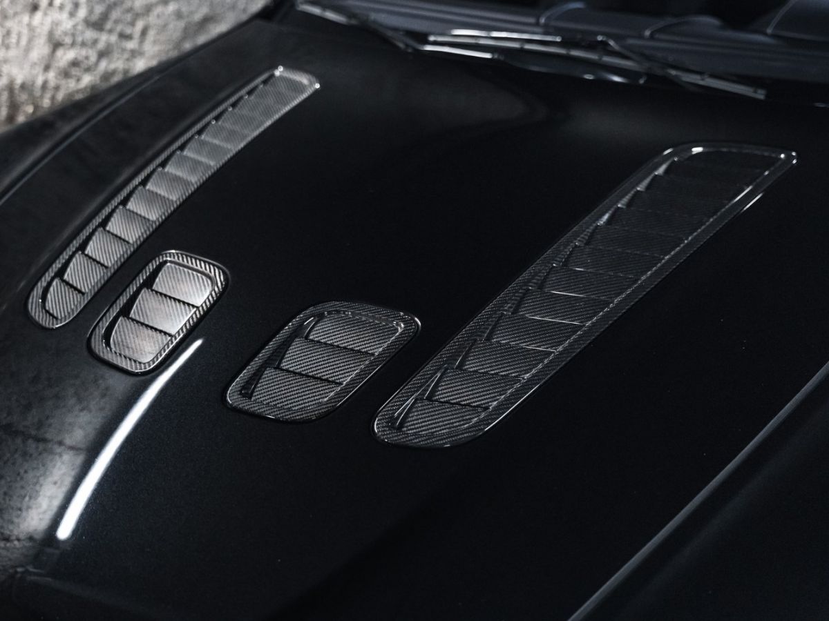 Aston Martin V12 Vantage Carbon Black Edition V12 6.0 517 - photo 3
