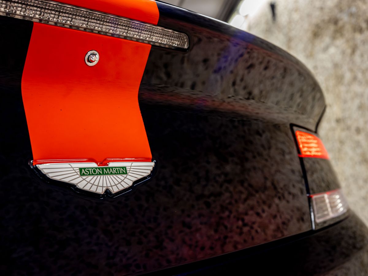 Aston Martin V8 Vantage ROADSTER 436 AMR Boîte Mécanique - photo 5