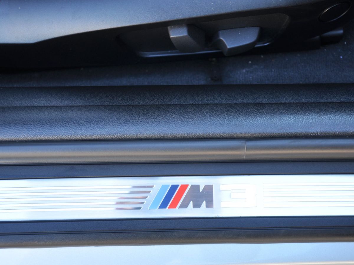 BMW Série 3 M3 E92 V8 BVM - photo 16