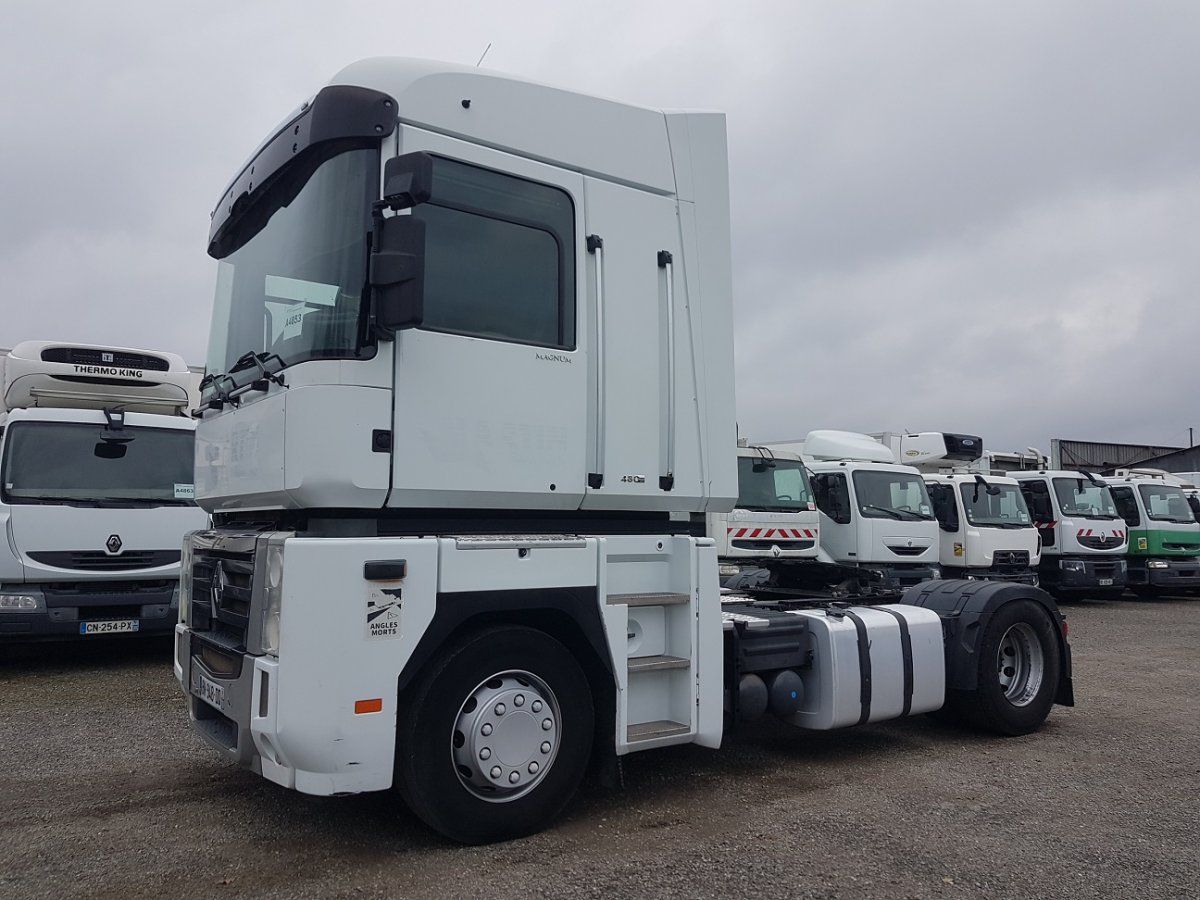 Renault Magnum 500 dxi Excellence / EURO 5 Acheter d'occasion - Offre sur  TruckScout24