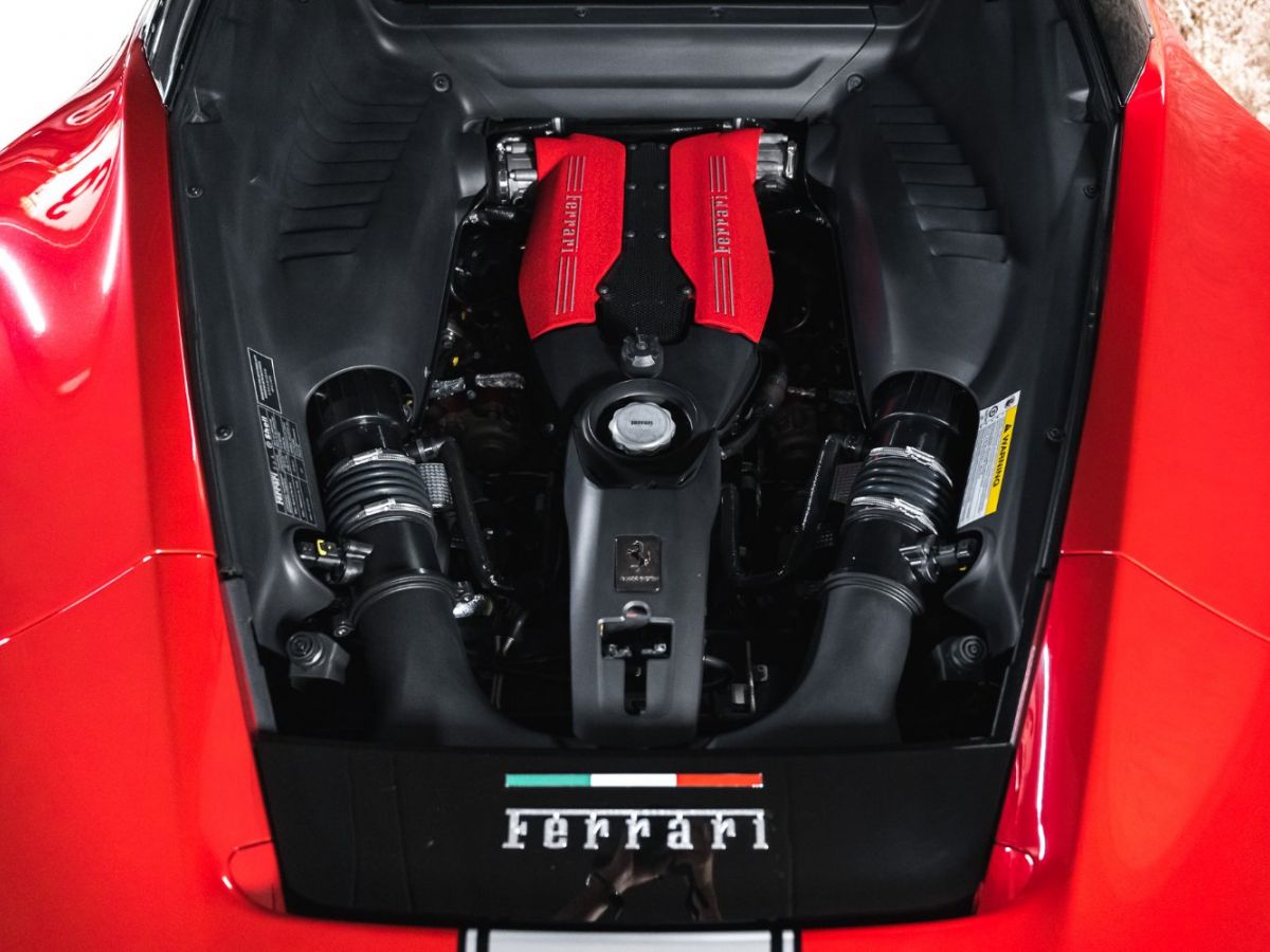 Ferrari 488 GTB Atelier Rosso Fuoco 3.9 670 DCT - photo 17