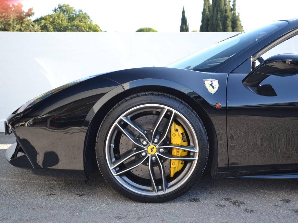 Ferrari 488 Spider V8 3.9 T 670ch - photo 5