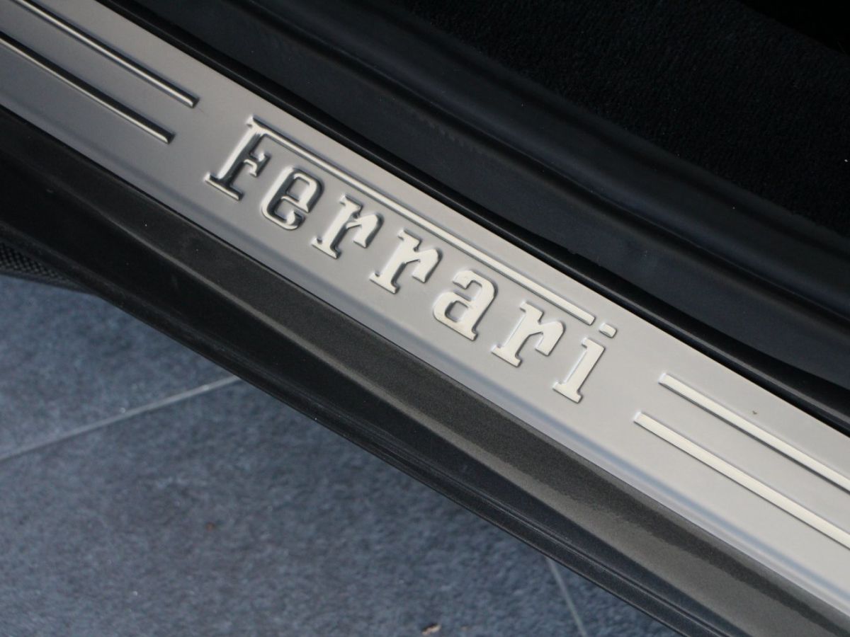 Ferrari F8 Tributo 3.9 V8 BiTurbo 720ch - photo 34