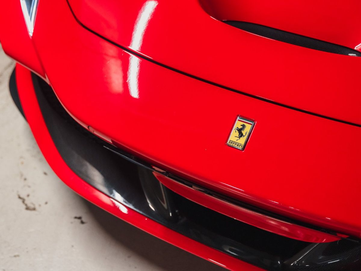 Ferrari F8 Tributo V8 3.9 720 Rosso Scuderia - photo 4
