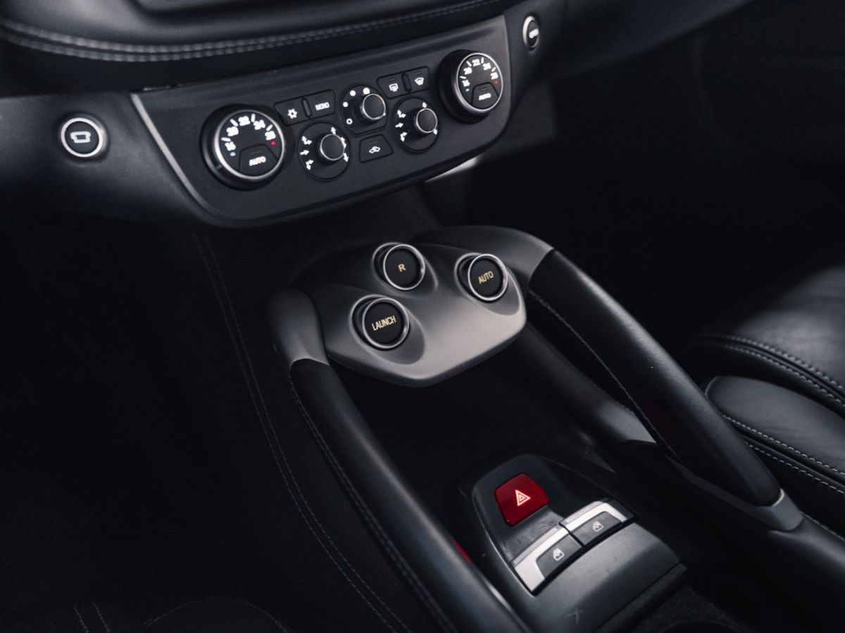 Ferrari FF V12 6.3 660 - photo 36