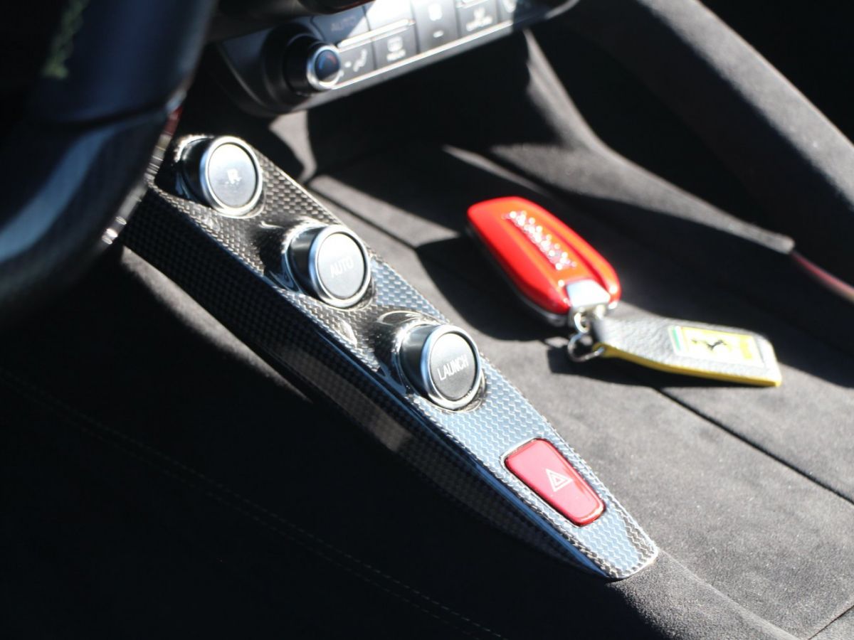 Ferrari GTC4 Lusso V8 T 610ch - photo 20