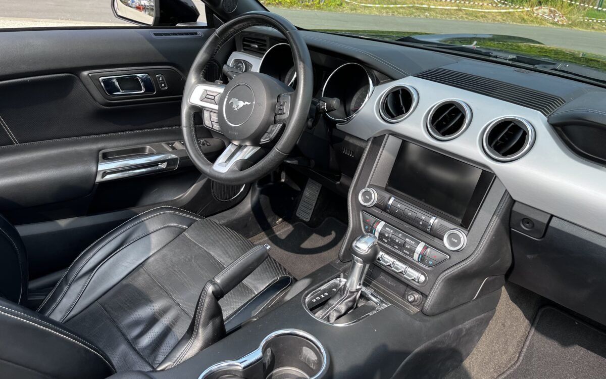 Ford Mustang GT 5.0 CABRIOLET Noir - 13
