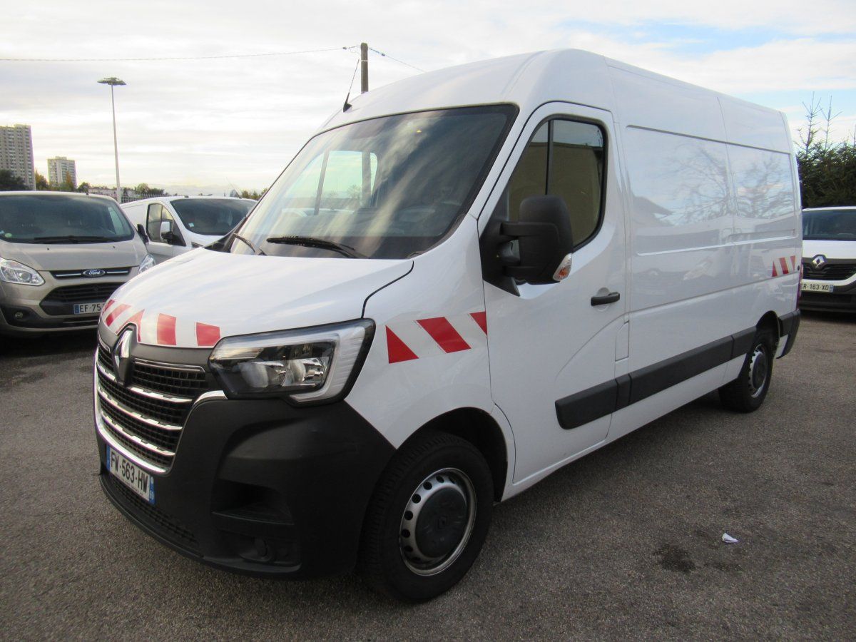 Fourgon Renault Master Fourgon tolé L2H2 DCI 135 occasion Saint étienne Loire 42 n5079017