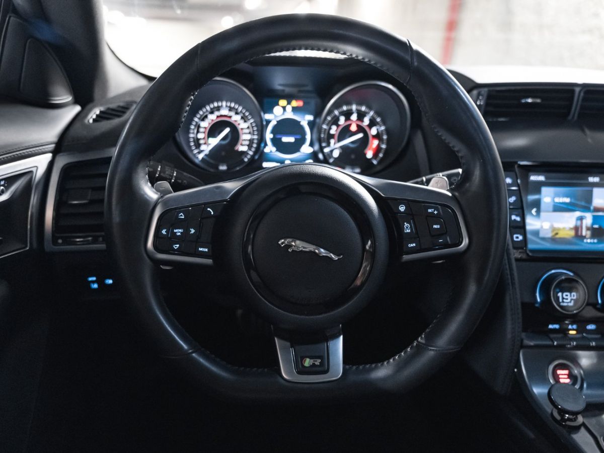 Jaguar F-Type R (2) V8 5.0 550 AWD - photo 29