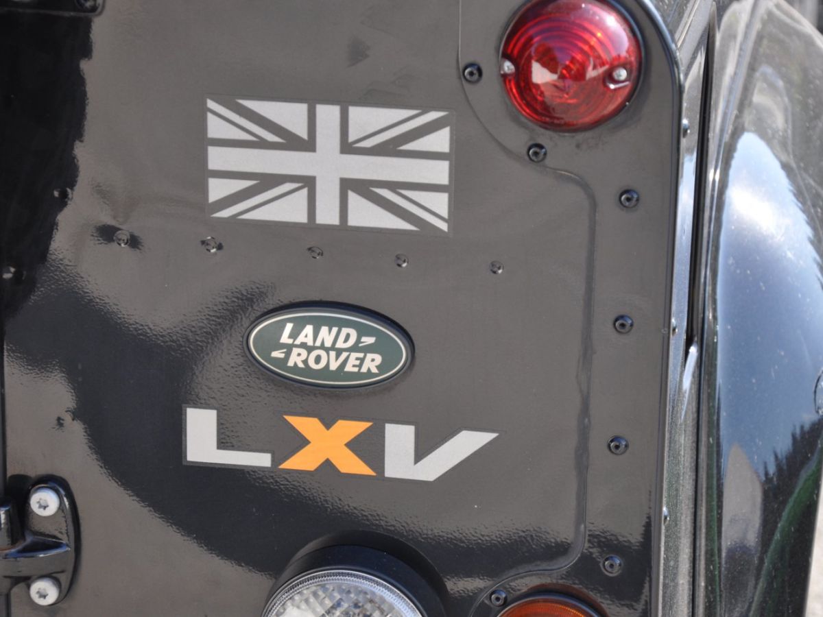 Land Rover Defender 90 III SW EDITION LXV - photo 9