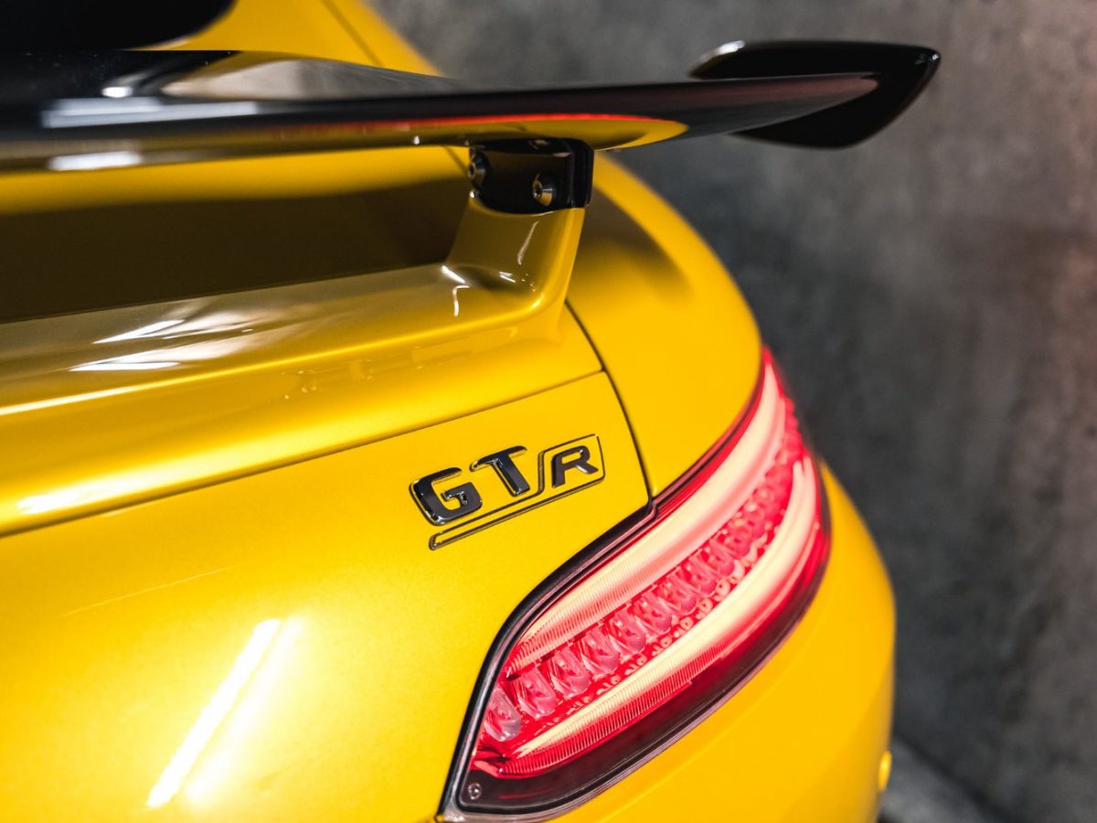 Mercedes AMG GT R V8 4.0 585 Speedshift 7 - photo 19