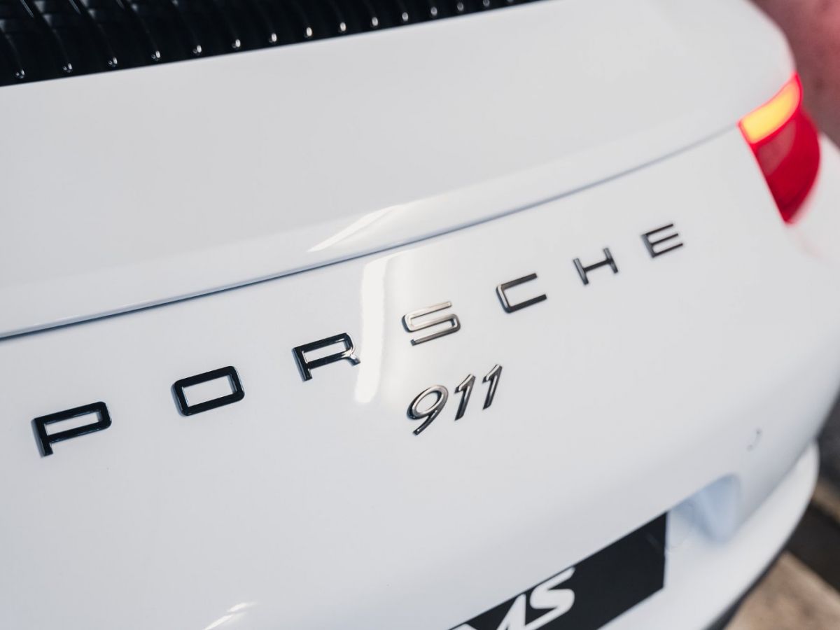 Porsche 911 (991.2) Carrera 4 PDK7 3.0 370 - photo 15