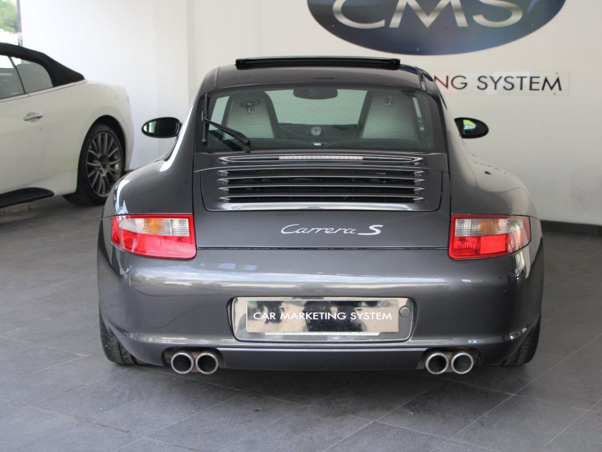 Porsche 911 997 Carrera S 3.8 - photo 3