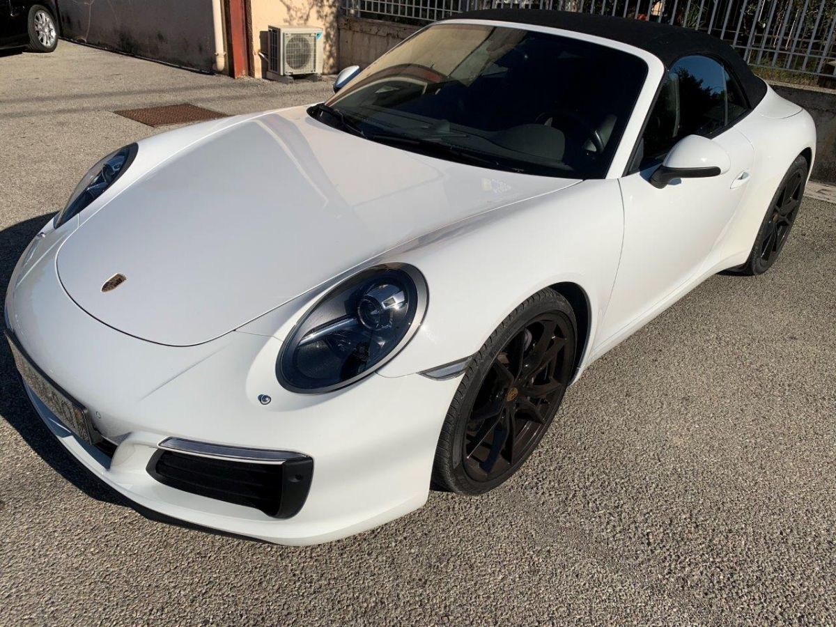 Porsche 911 TYPE 991 PHASE 2 3.0 370 CARRERA 4 PDK