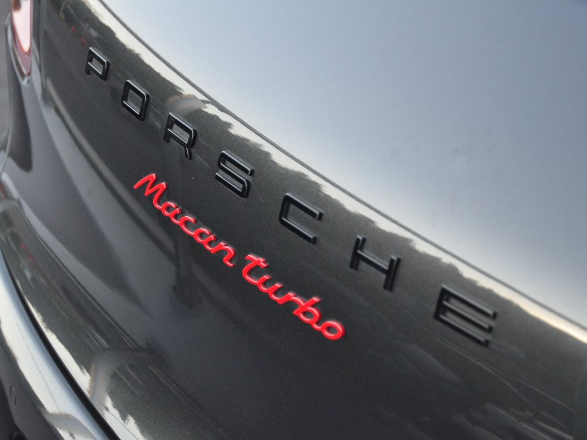 Porsche Macan Turbo 3.6 V6 440 Ch Pack Performance PDK - photo 10
