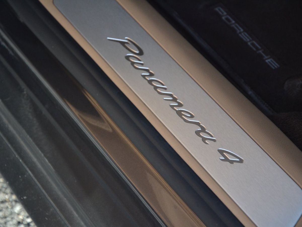 Porsche Panamera 4 V6 3.0 462 Hybrid PDK - photo 13