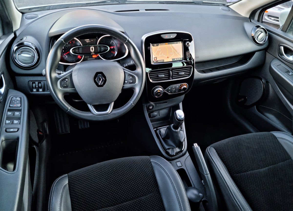 Renault Clio 0.9 TCe 90 CV Intense GRIS - 21