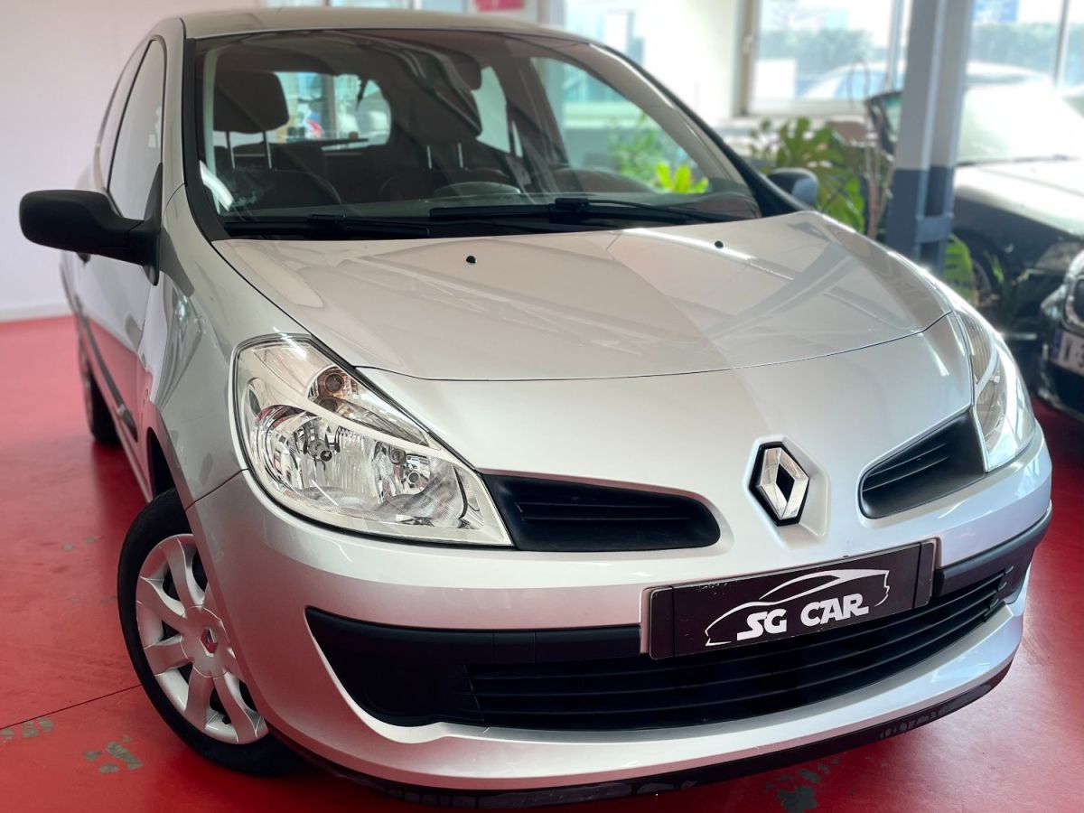 Renault Clio PHASE 3 1L2 75CH CAMPUS 3 PORTES Vendu COURNON D'AUVERGNE  (Puy-de-Dome) - n°4938340 - SG CAR