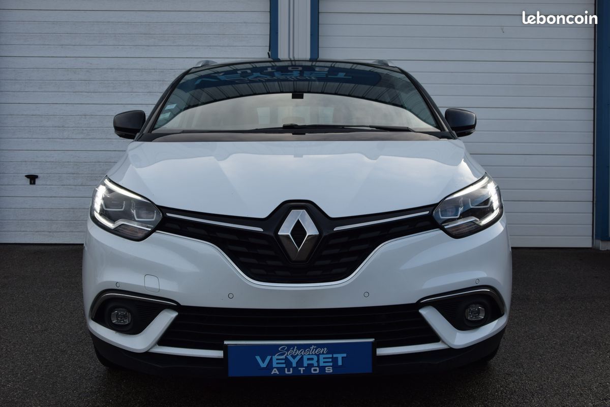 Voiture d'occasion Renault 1.7 dCi Intens - TOIT PANO - FULL LED