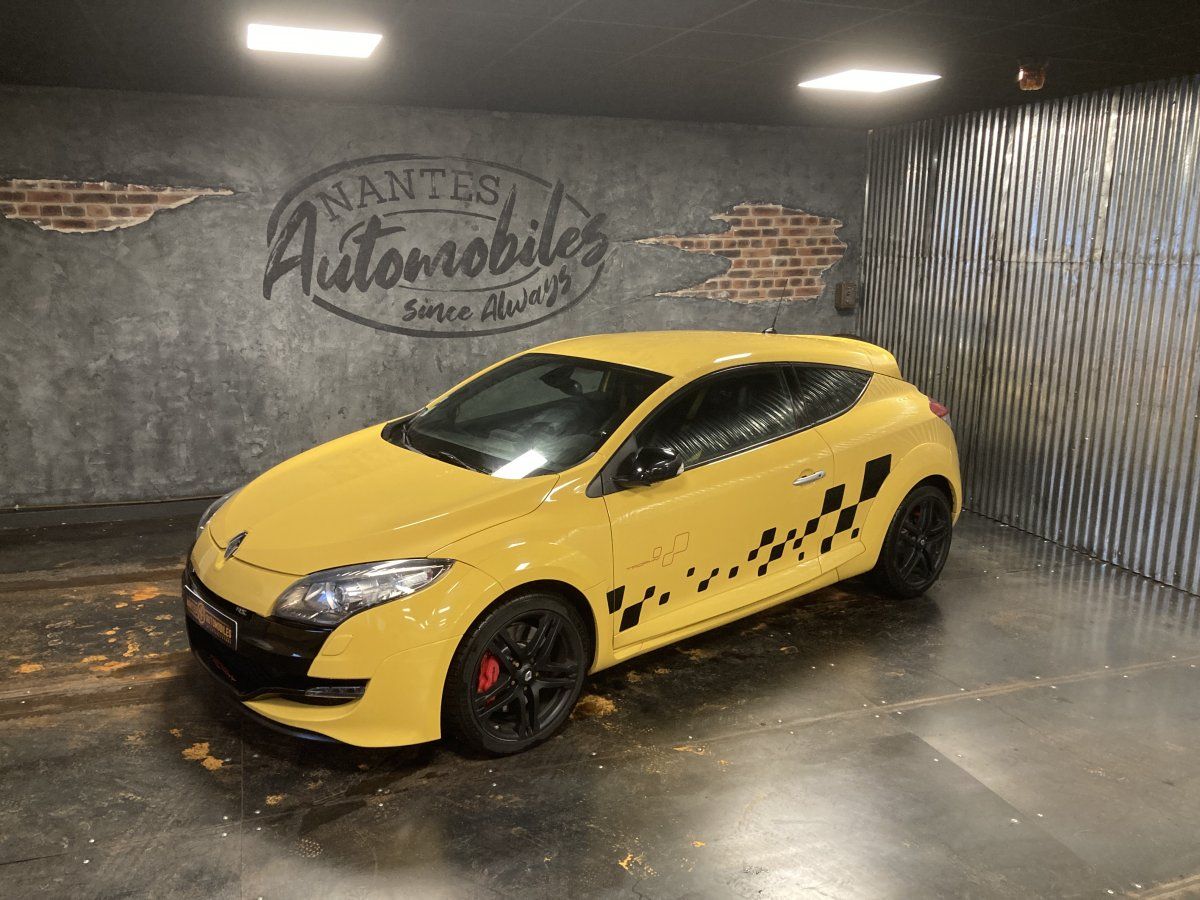 Renault Megane RENAULT MEGANE 3 RS LUXE 250 CH CHASSIS CUP Vendu ...