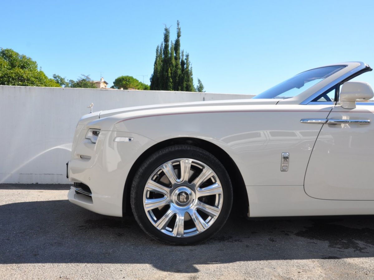 Rolls Royce Dawn V12 Blanc - 25