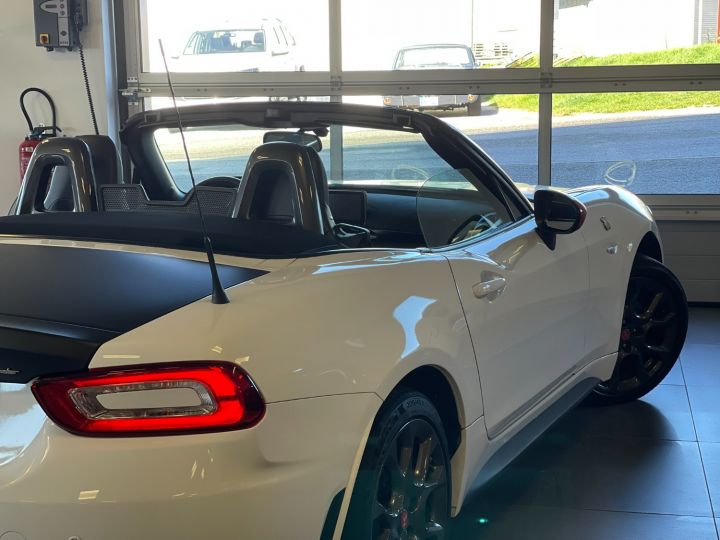 Abarth 124 Spider 1.4 TURBO 170 GT BVA Blanc Verni - 13