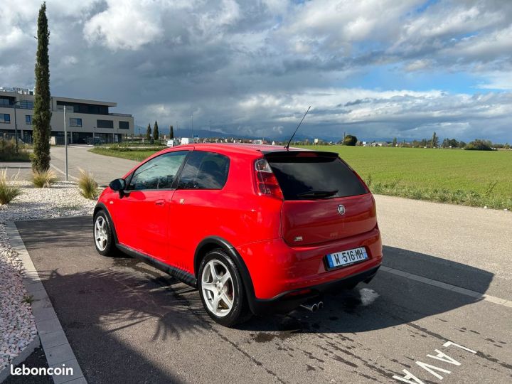 Abarth Grande Punto Fiat Grand Rouge - 2