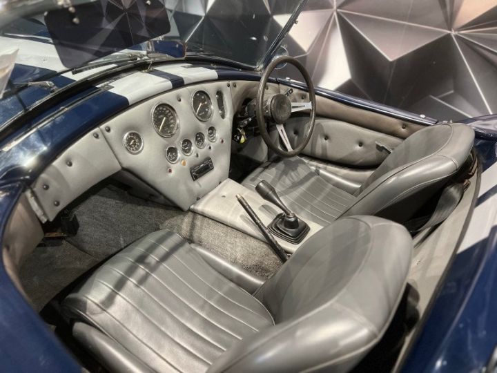 AC Cobra 427 AC 3.5 V8 Bleu - 10