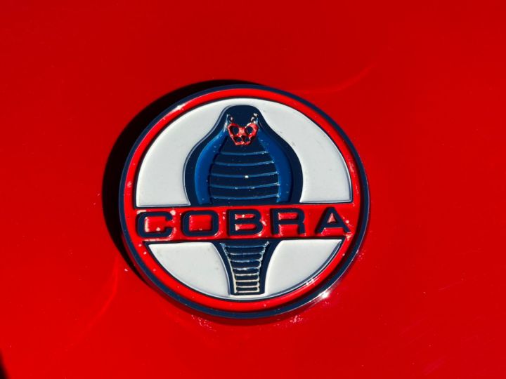 AC Cobra SUPERFORMANCE N° 2185 Rouge Vendu - 17